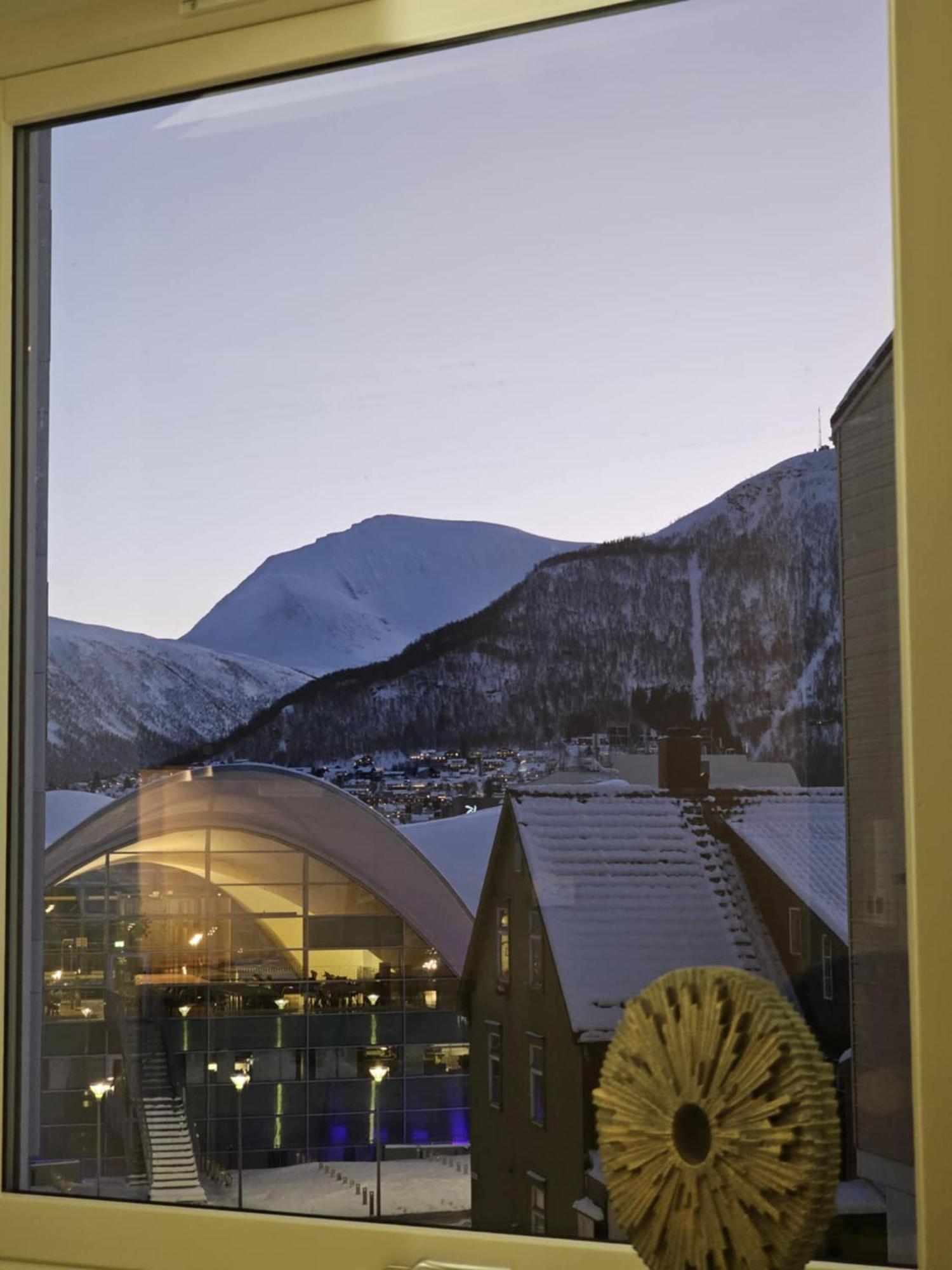 Supercentral City Apartment Eik Tromsø Exterior foto